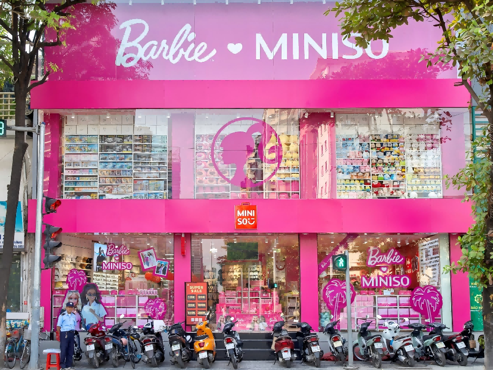 MINISO Sets Up Innovative Flagship Stores Globally, Featuring Barbie and Disney Series