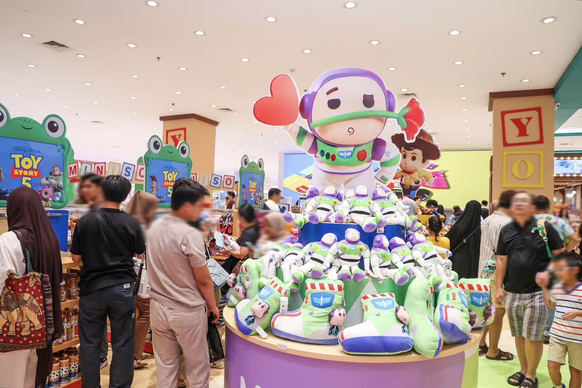 MINISO Debuts YOYO and Disney and Pixar’s Toy Story 5 Lineup in Indonesia at Central Park MINISO LAND